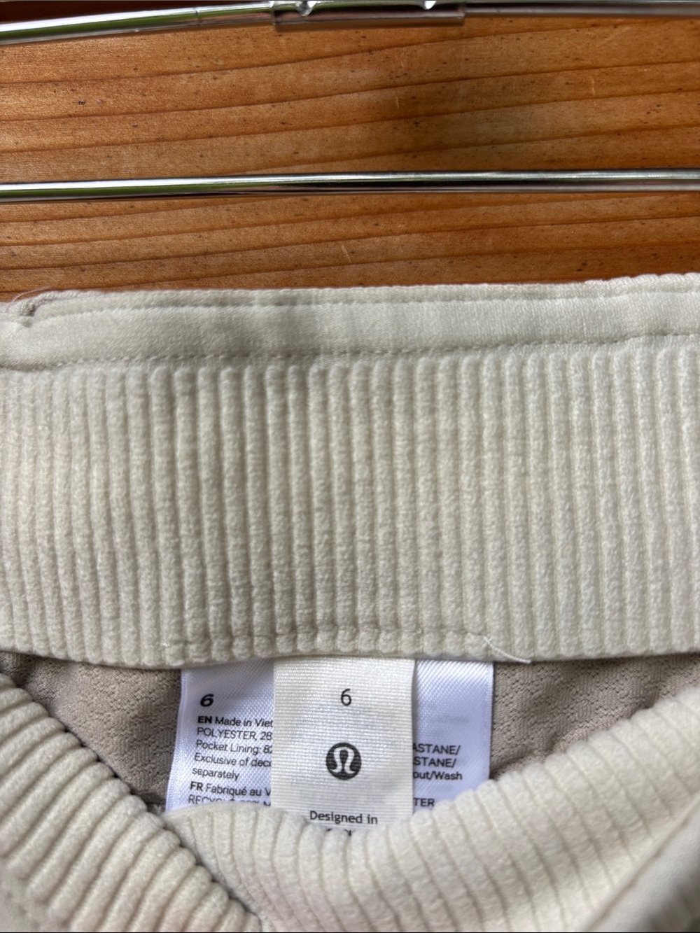 NWT Lululemon Ribbed Softstreme Zip-Leg High-Rise Crop Pant Bone Size 6 - Picture 7 of 9